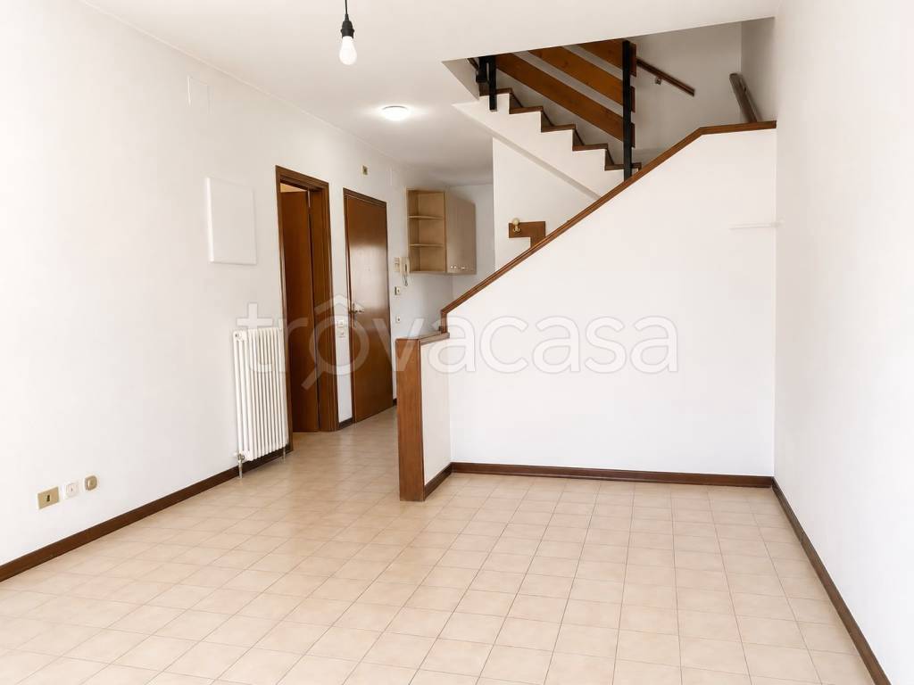 appartamento in vendita a Merone