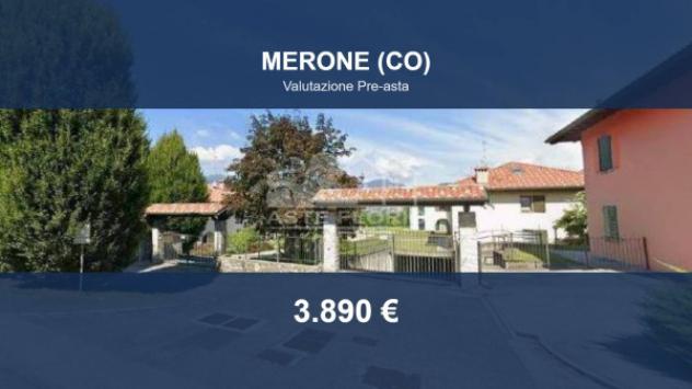 locale commerciale in vendita a Merone