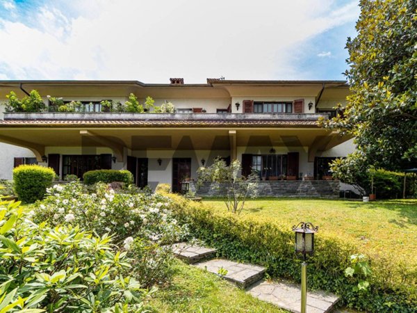 appartamento in vendita a Merone