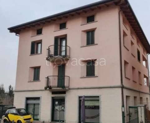appartamento in vendita a Merone