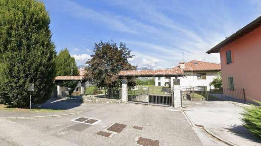 ufficio in vendita a Merone