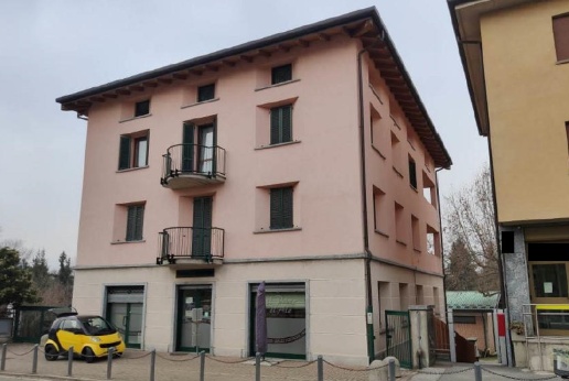 appartamento in vendita a Merone
