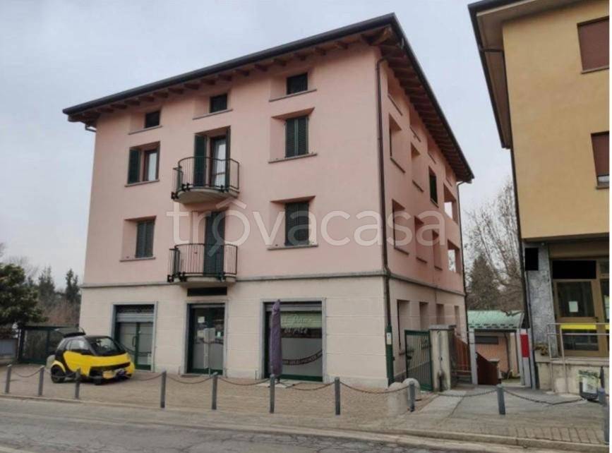 appartamento in vendita a Merone