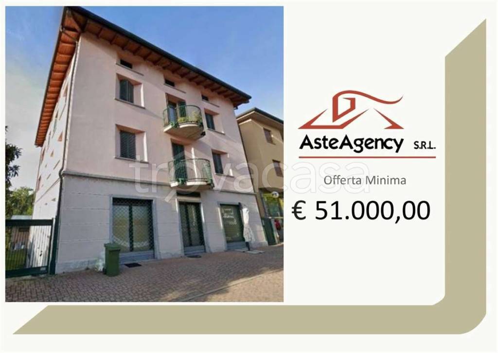 appartamento in vendita a Merone