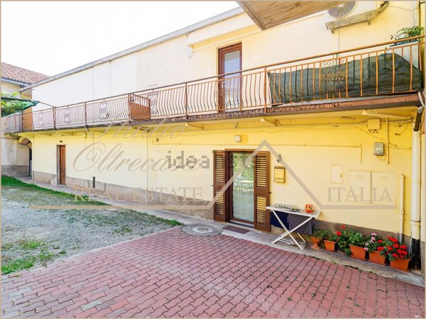 appartamento in vendita a Merone