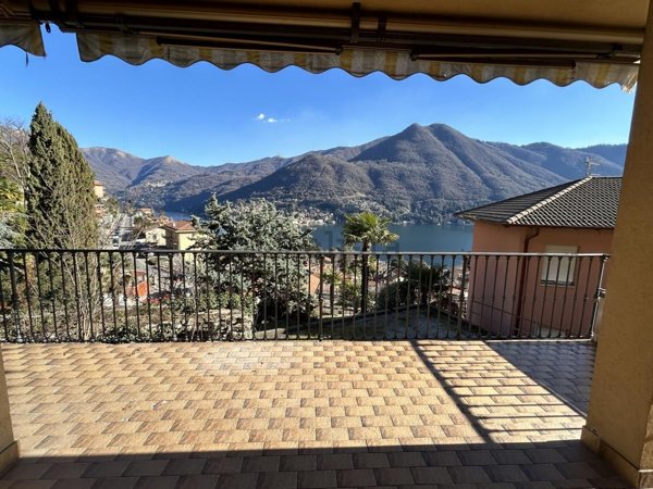 appartamento in vendita a Moltrasio