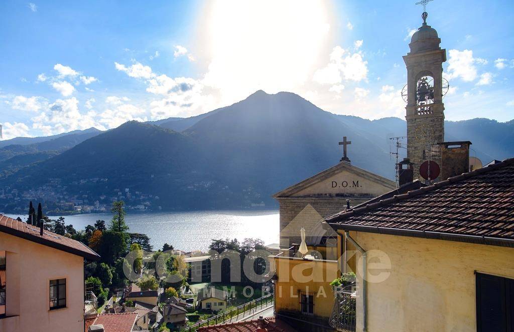 appartamento in vendita a Moltrasio