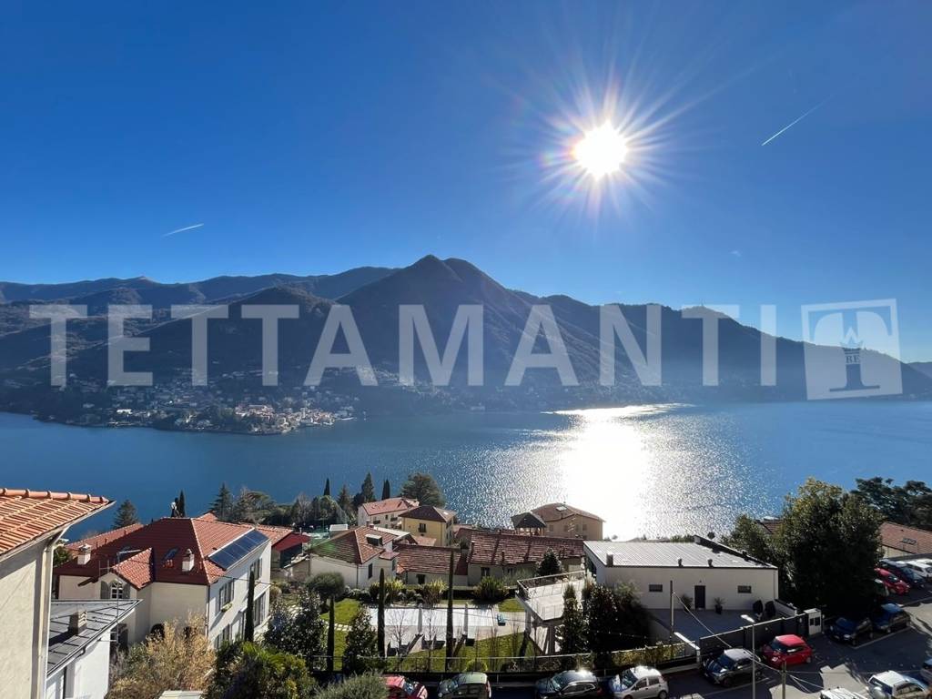 appartamento in vendita a Moltrasio