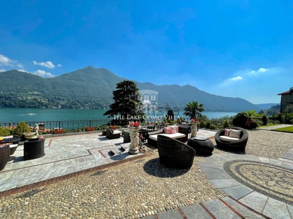 casa indipendente in vendita a Moltrasio