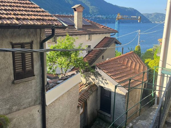 appartamento in vendita a Moltrasio