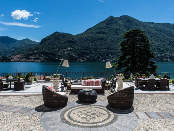 casa indipendente in vendita a Moltrasio