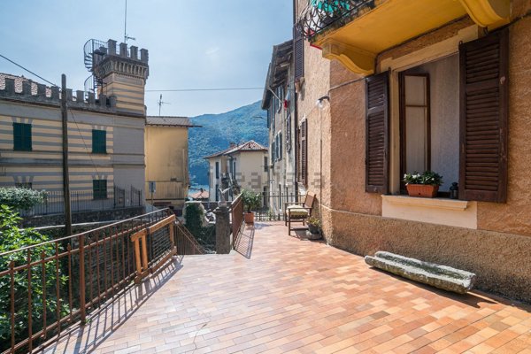 appartamento in vendita a Moltrasio