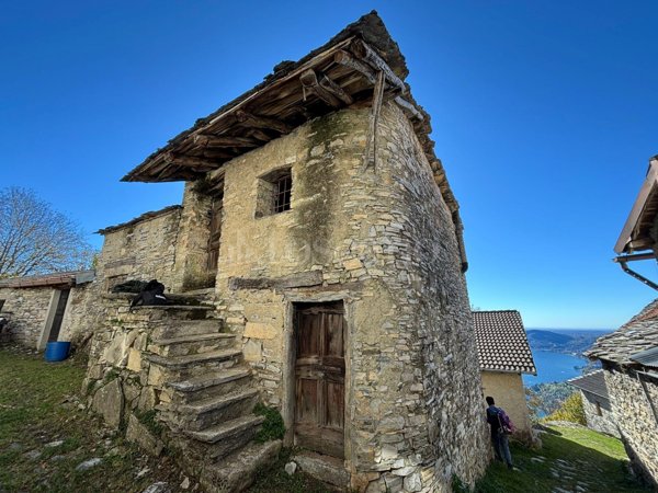 appartamento in vendita a Moltrasio