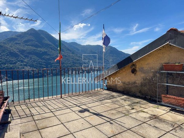 appartamento in vendita a Moltrasio