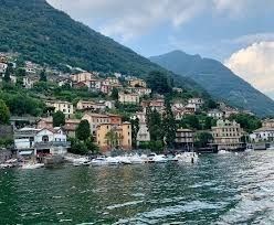 casa indipendente in vendita a Moltrasio