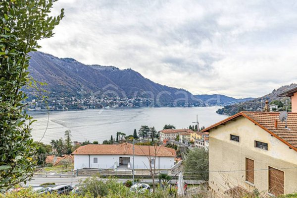 casa indipendente in vendita a Moltrasio