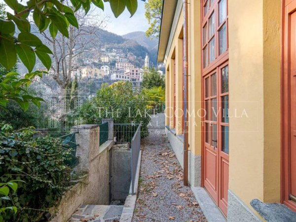 appartamento in vendita a Moltrasio