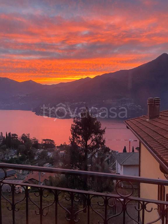 appartamento in vendita a Moltrasio