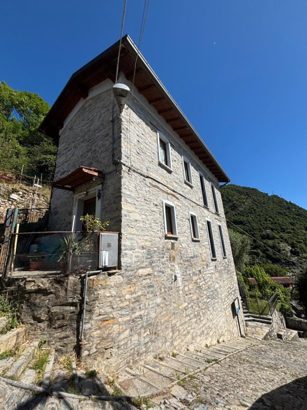 appartamento in vendita a Moltrasio