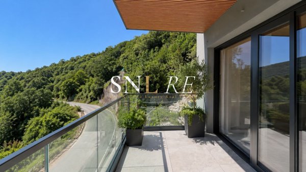 casa indipendente in vendita a Moltrasio