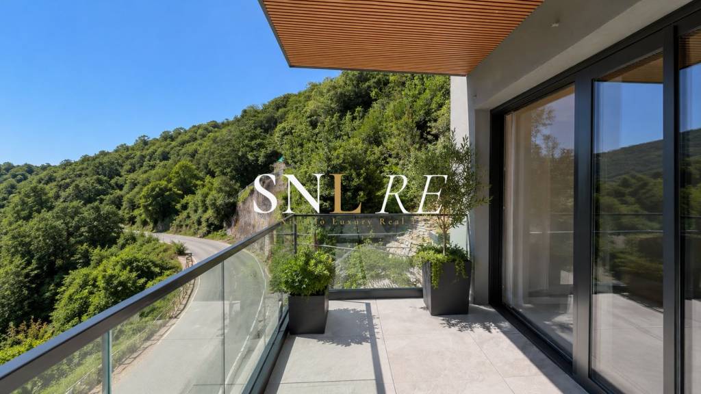 casa indipendente in vendita a Moltrasio in zona Casarico