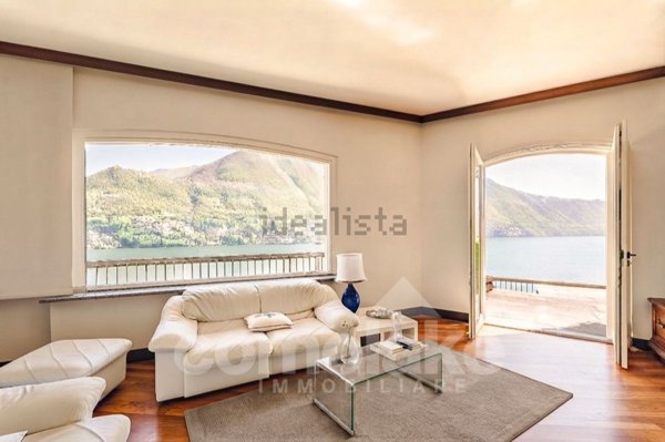 casa indipendente in vendita a Moltrasio in zona Casarico