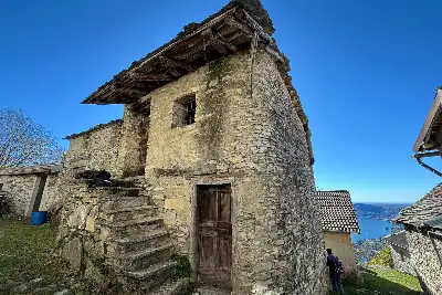appartamento in vendita a Moltrasio