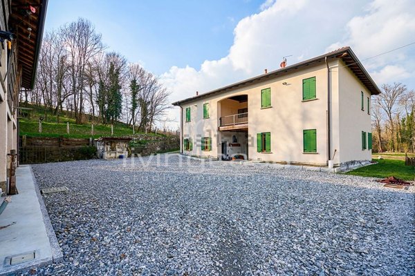 appartamento in vendita a Monguzzo