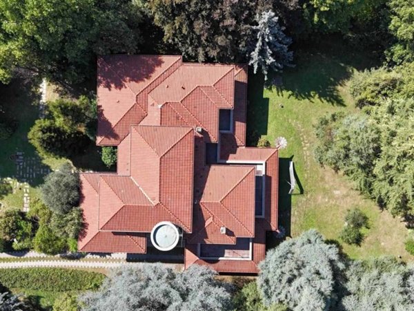 casa indipendente in vendita a Monguzzo