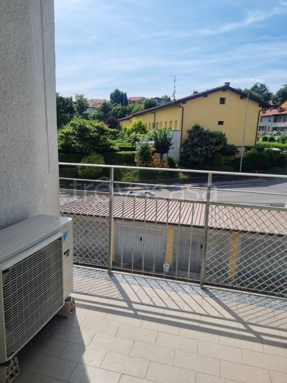 appartamento in vendita a Monguzzo