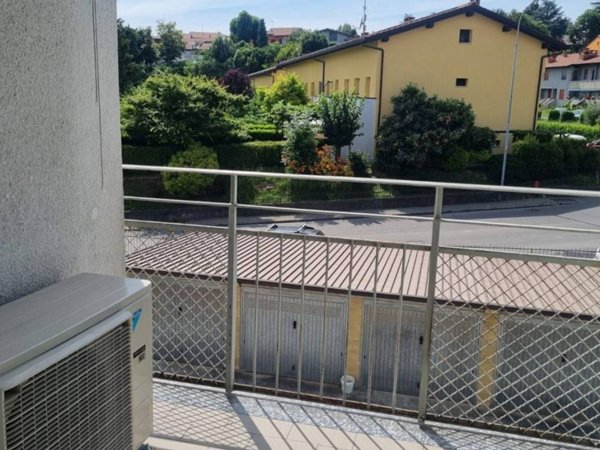 appartamento in vendita a Monguzzo