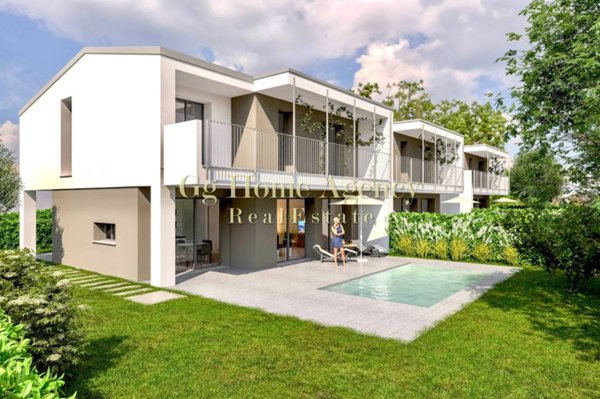 casa indipendente in vendita a Monguzzo