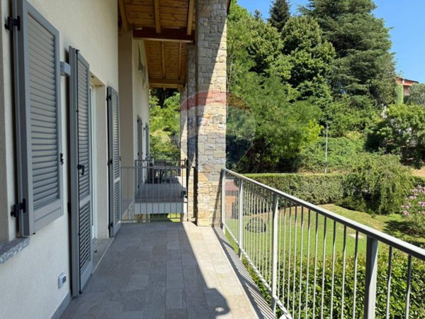 appartamento in vendita a Monguzzo