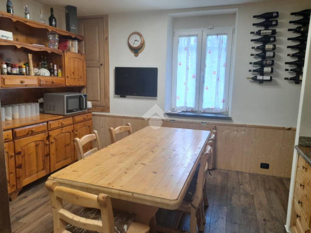 casa indipendente in vendita a Monguzzo