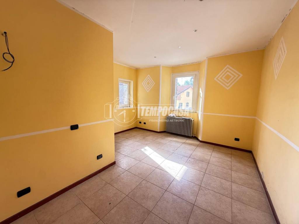 appartamento in vendita a Monguzzo in zona Nobile