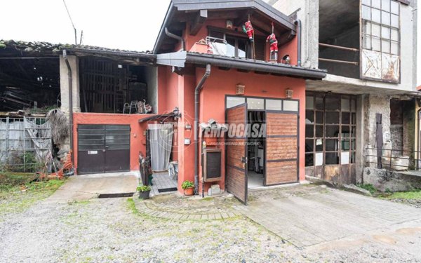 appartamento in vendita a Monguzzo