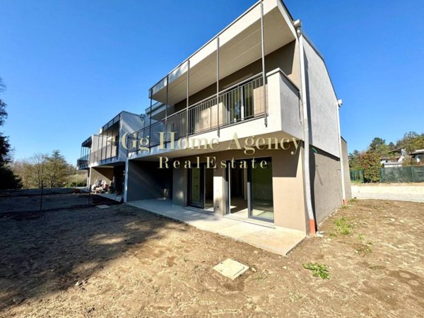 casa indipendente in vendita a Monguzzo