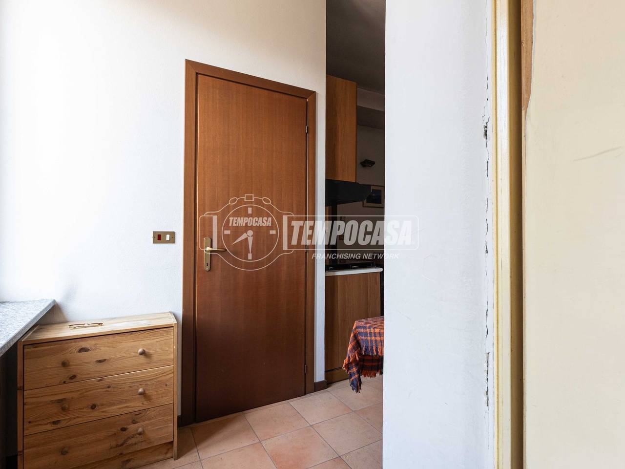 appartamento in vendita a Monguzzo in zona Nobile