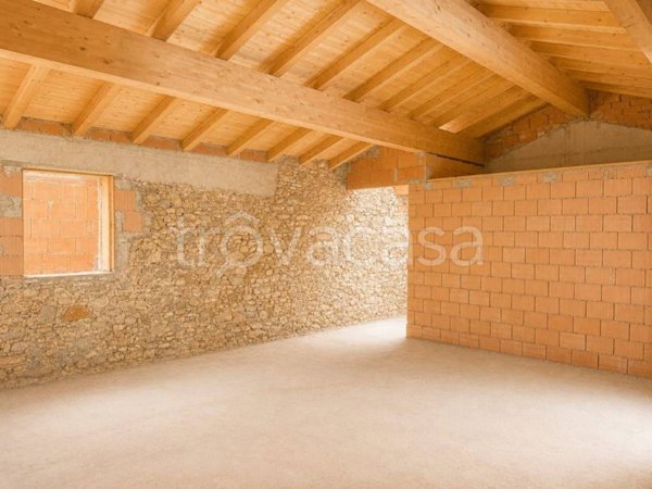 appartamento in vendita a Monguzzo in zona Nobile