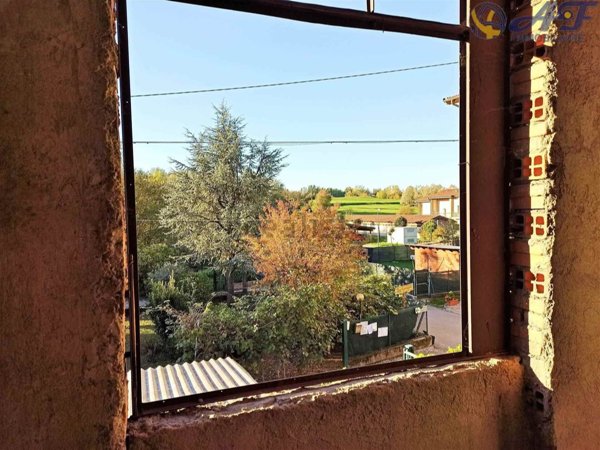 appartamento in vendita a Monguzzo in zona Nobile