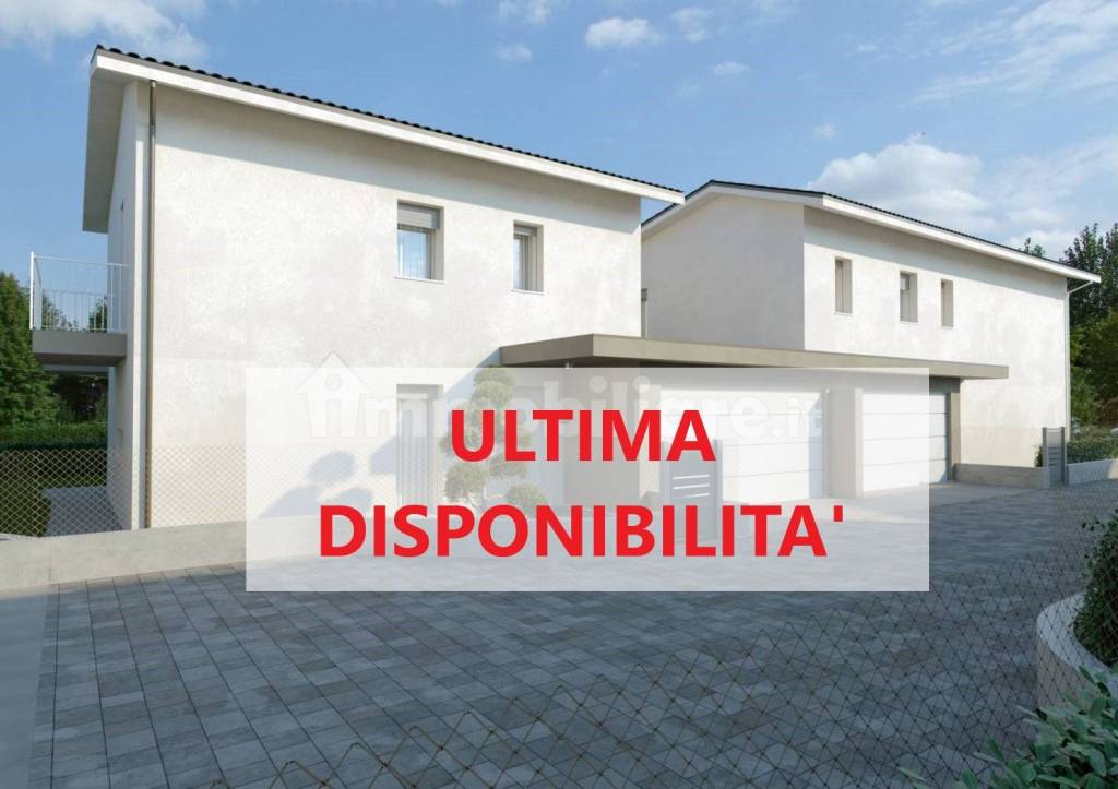 casa indipendente in vendita a Montano Lucino