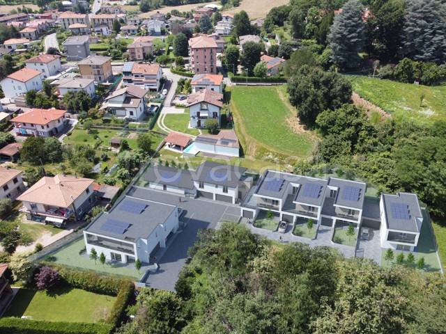casa indipendente in vendita a Montano Lucino