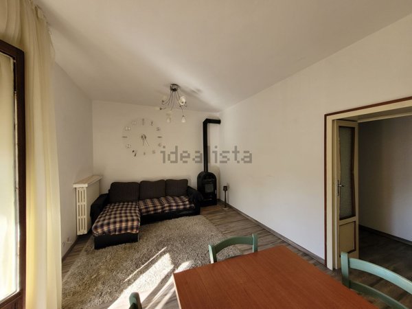 appartamento in vendita a Montano Lucino in zona Lucino