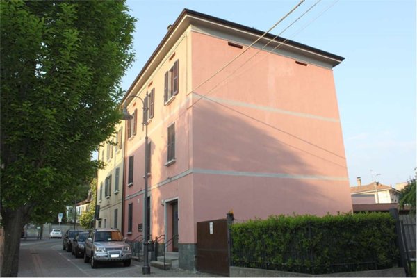 appartamento in vendita a Montano Lucino