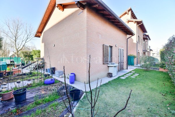 casa indipendente in vendita a Montano Lucino