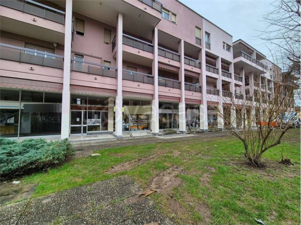 appartamento in vendita a Montano Lucino in zona Lucino