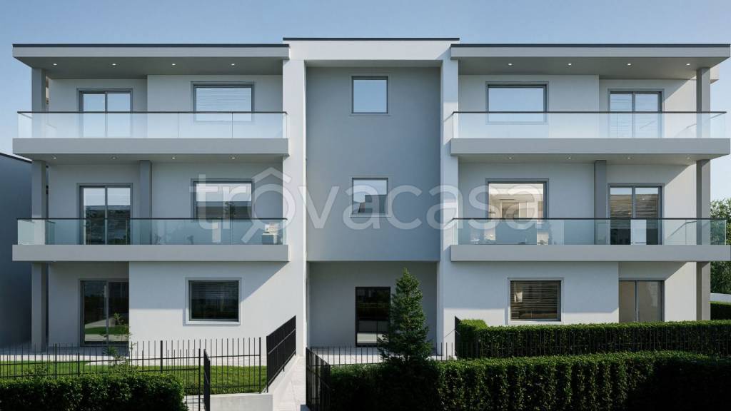 appartamento in vendita a Montano Lucino in zona Lucino