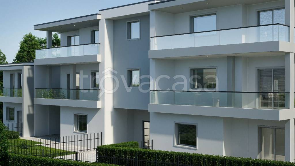 appartamento in vendita a Montano Lucino in zona Lucino