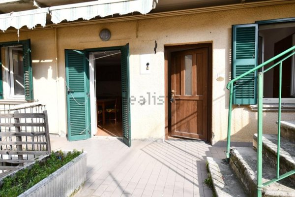 appartamento in vendita a Montano Lucino