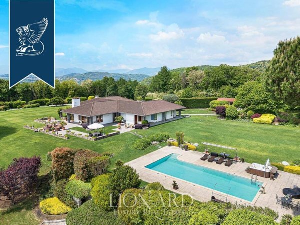 casa indipendente in vendita a Montano Lucino